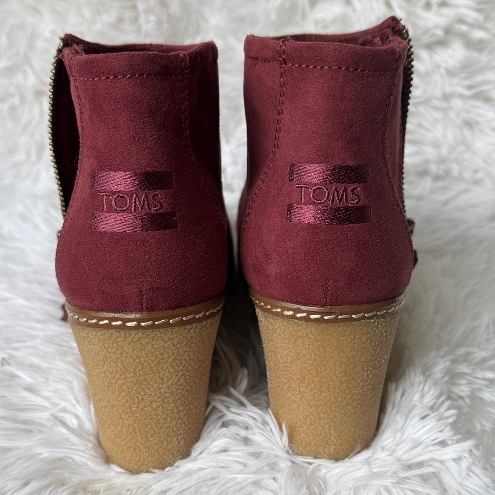 TOMS Women's Wine Ankle Booties